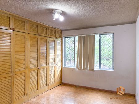 Strathfield - Photo 5