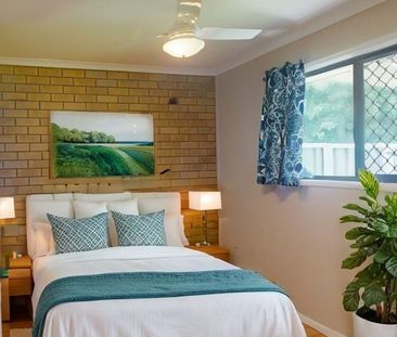 Low-Maintenance Duplex Living with Updated Interiors - Photo 2