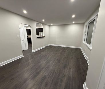 For Lease - 6300 CORWIN Crescent, Niagara Falls, Ontario - Photo 1