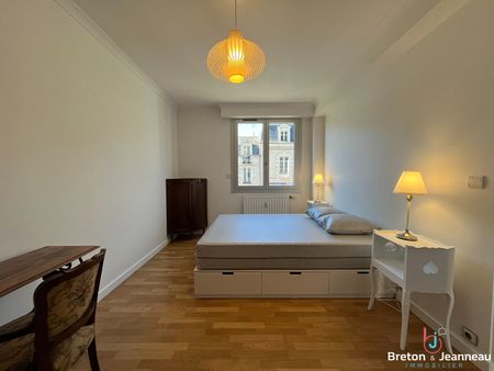 Location Appartement 5 pièces 125m² - Photo 4