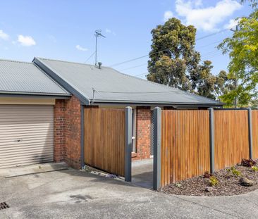 ULTRA CONVENIENT GROVEDALE LOCATION - Photo 6