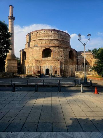 Διαμέρισμα για ενοικίαση Καμάρα - Ροτόντα (Κέντρο Θεσσαλονίκης) - Φωτογραφία 2