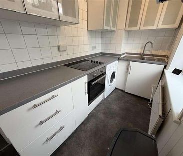 St. Martins Place, Brighton, BN2 - Photo 6