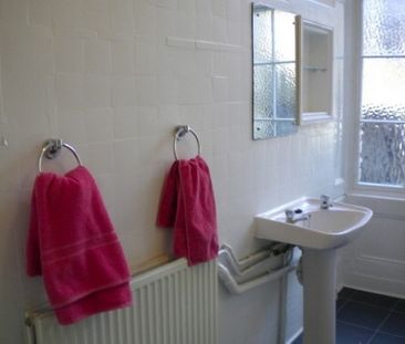 (233 SOUTHWARK – F) Single room in shared house in Battersea - Photo 5