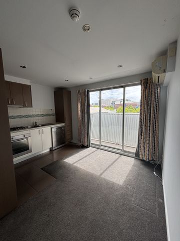 2-Bedroom Apartment in Boutique LUXE Complex - Photo 2