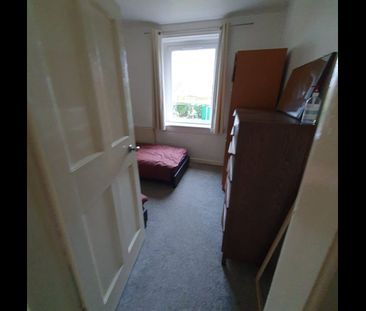 2 Bed Flat, Clearburn Gardens, EH16 - Photo 2