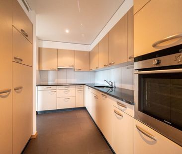 2.5 room apartment on the 5th floor - Photo 4