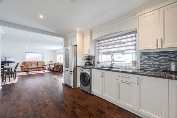 For Lease - 18166 Leslie Street, East Gwillimbury, Ontario - Photo 1