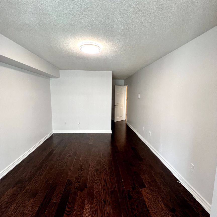 For Lease - 45 Carlton Street Unit# 1606, Toronto, Ontario - Photo 1
