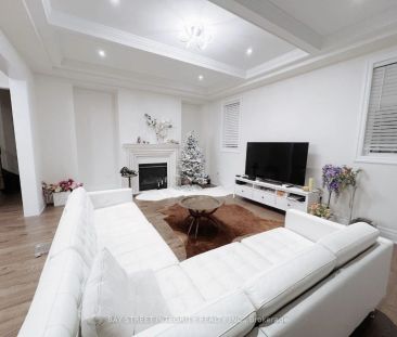 Detached Home For Lease | N9237784 - Photo 6