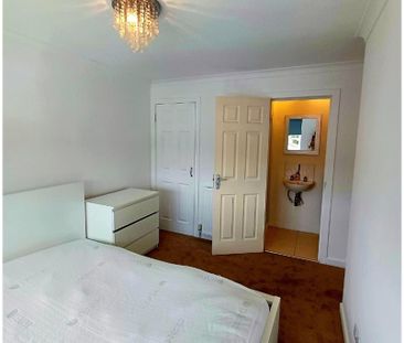 3 bed semi-detached house for rent in Livingston - Photo 4