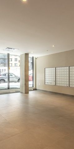 Appartement Saint-Léonard (Montréal) À Louer - Photo 1