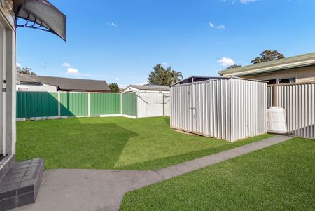 NEAT & TIDY HOME!! - Photo 5