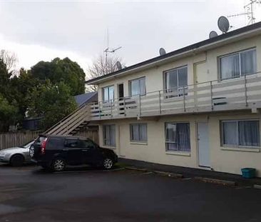 Two Bedroom Unit in Claudelands - Upstairs Unit - Photo 5