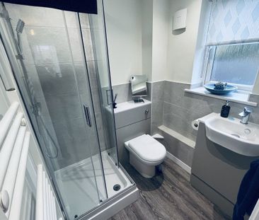 Emperor Way - Photo 1