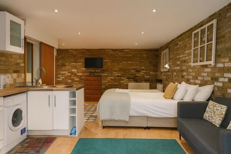 Studio Flat, Fullwood's Mews, N1 - Photo 4