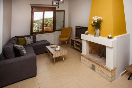 Βίλα για ενοικίαση Αγία Τριάδα (Αρκάδι) - Photo 2