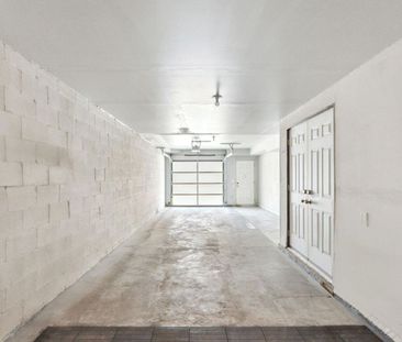 For Lease - 147 Salterton Circle, Vaughan, Ontario - Photo 5