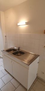 Location Appartement 2 pièces 62m² - Photo 3