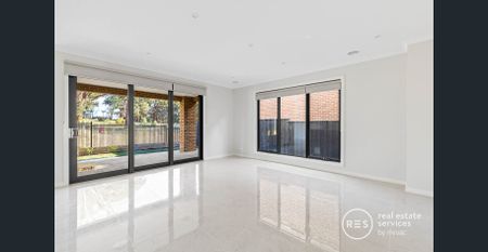 Exceptional Family Living with Space, Style & Sophisticated Comfort - Photo 4