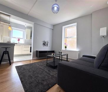 2 bedroom apartment to rent - Photo 3