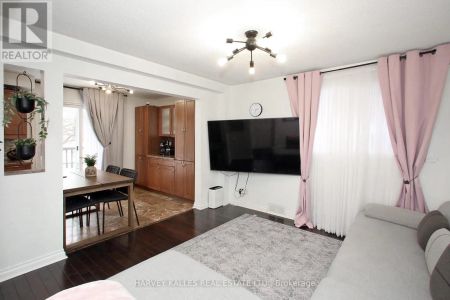 161 ROMFIELD CIRCUIT - Photo 5