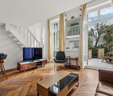Location Appartement 2 pièces 44m² PARIS 8ème - Photo 2