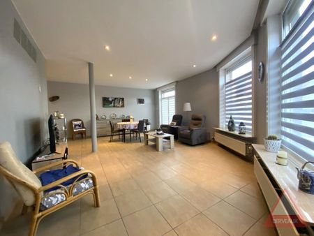 Roeselare – Gelijkvloers appartement met garage en directe toegang - Photo 4