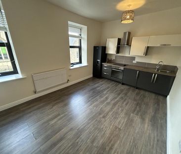 1 bedroom apartment to rent - Photo 2