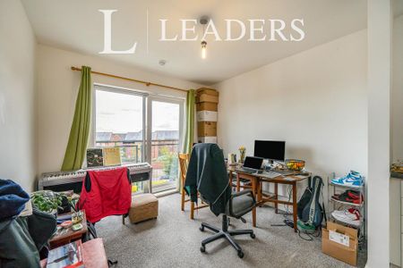 1 bedroom flat to rent - Photo 2