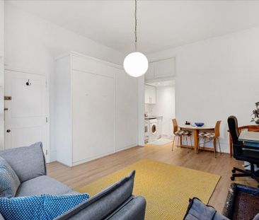 Studio to rent - Photo 2