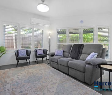 Stylish Furnished Living in the Applecross High School Zone - Photo 3