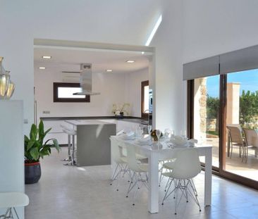 Luxury Farmhouse for rent in Muro, Spain - Photo 5