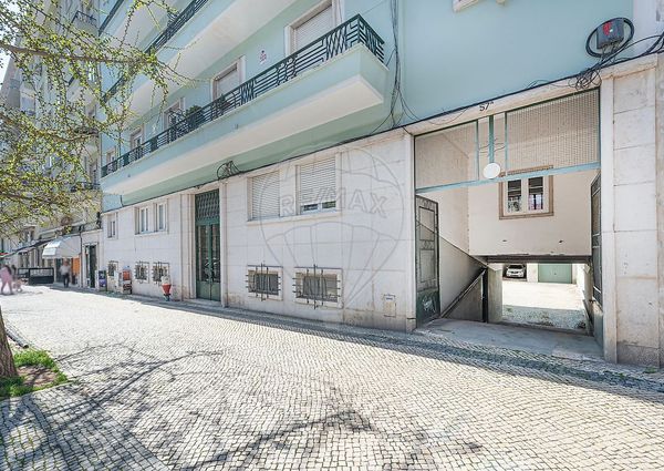 Apartamento T4 em Lisboa