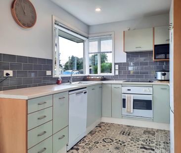 1/30 Seymour Street, Hornby - Photo 6