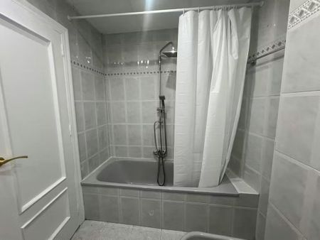 Carrer del Mestre Valls, Valencia, Valencian Community 46022 - Photo 4