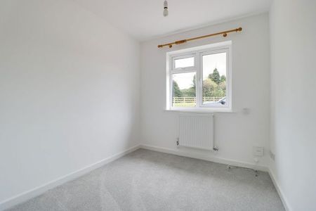 3 bedroom Bungalow to rent in Withington - Photo 4