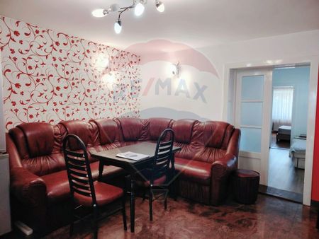 Casa de inchiriat in Centrul Vechi – ideala pentru locu... - Fotografie 2