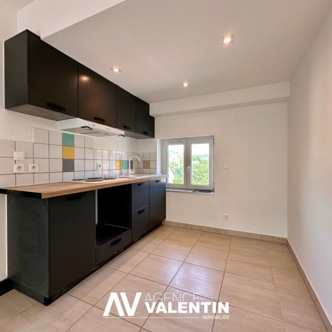 Appartement 3 pièces à - Photo 1