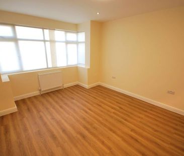 4 bedroom terraced house to rent - Photo 2