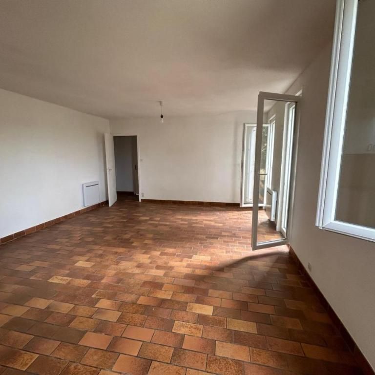 T3 ST CYR SUR MENTHON - Photo 1