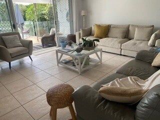 Broadbeach Waters - Photo 2