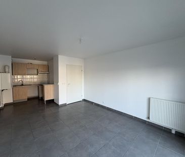 location Appartement T2 DE 43.48m² À PONTAULT COMBAULT - Photo 3