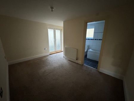 Wake Green Road, BIRMINGHAM - Photo 3