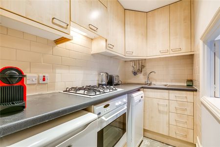 Cathcart Road, Earls Court, SW10, London - Photo 3