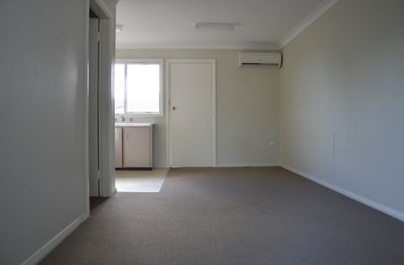 4/4 Campbell Street, Muswellbrook NSW 2333 - Photo 4