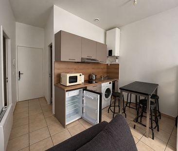 Location Appartement 1 pièce 28m² - Photo 5