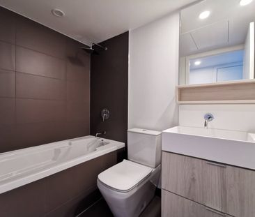 ART SHOPPE CONDOS: Yonge St & Eglinton Ave (8 Hillsdale Ave) AD#00826 - Photo 6