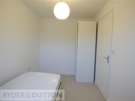 3 bedroom detached house to rent - Photo 4