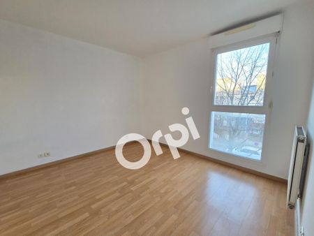 Location Appartement 3 pièces 67m² STE GENEVIEVE DES BOIS 91700 - Photo 3